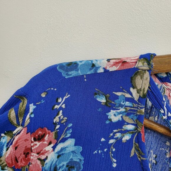 Umgee Tunic Top Womens Size M Blue Pink Floral Criss Cross V-Neck Boho Fairy - Picture 9 of 14